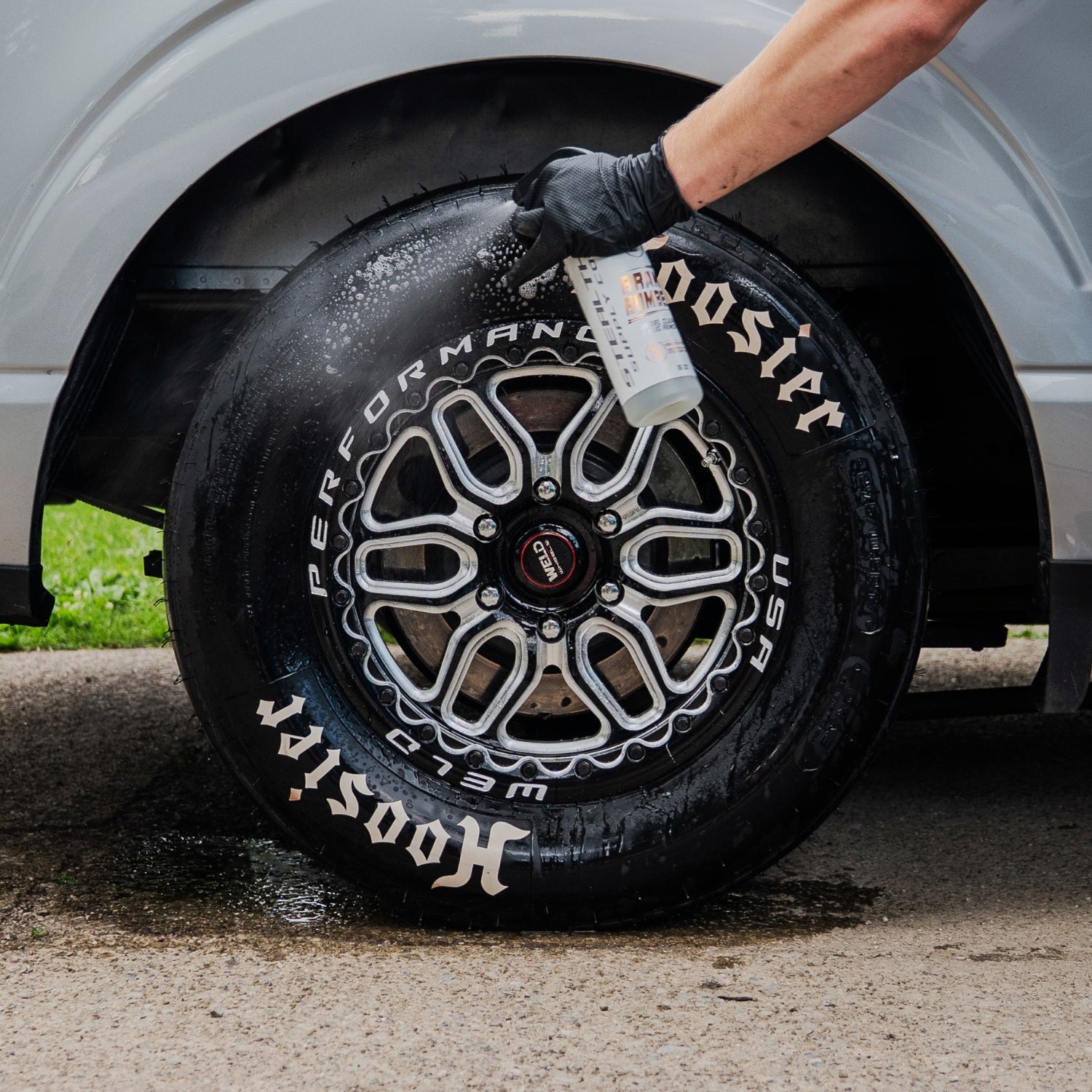 Wheel Cleaner vs Tire Cleaner: Why using one product is a mistake