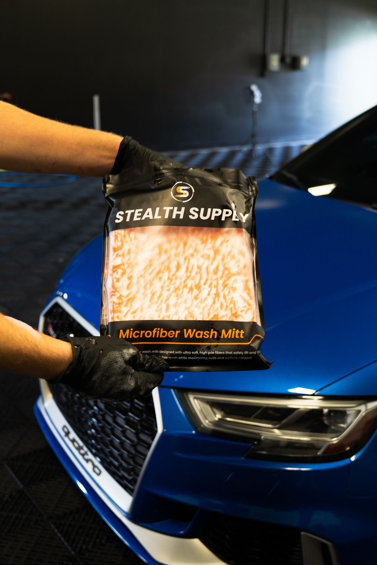 Stealth Orange Wash Mitt