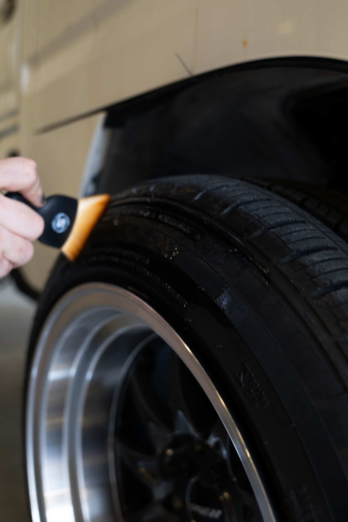 Stealth Tire Dressing Applicator Brush